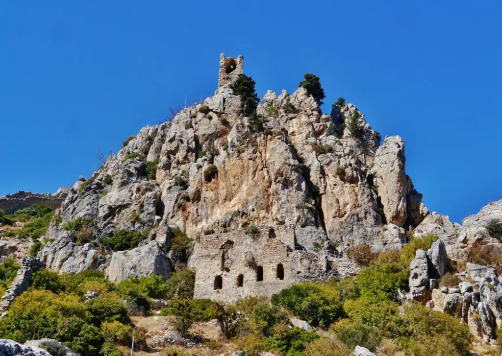 Die majestätische Burg St. Hilarion: Ein historisches Juwel in Nordzypern 1 Das Schloss St. Hilarion